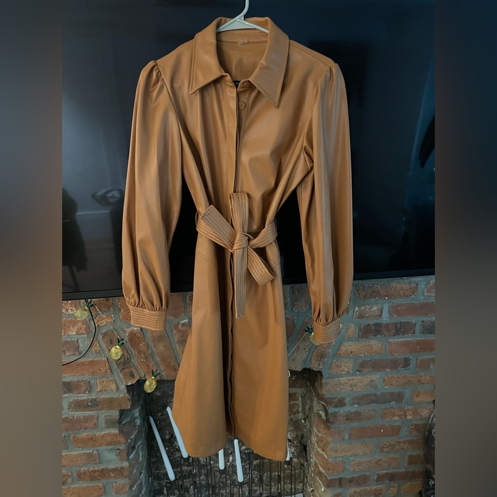CALVIN KLEIN BUTTON DOWN SHACKET DRESS!